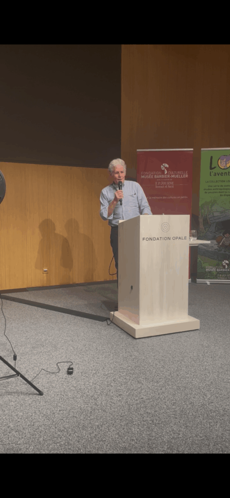 Pierre Dubois lors de son intervention à la Fondation Opale à Lens, le 18 avril 2025.